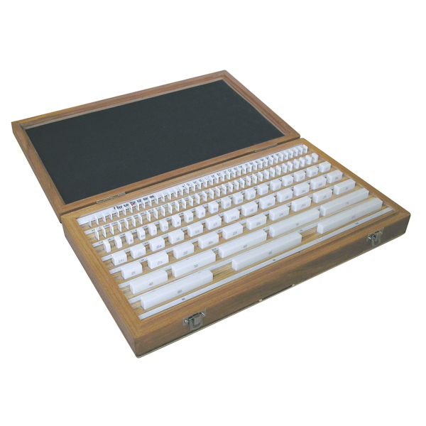 Gauge block set made of ceramic, Accuracy grade 0, Nominal size 1,005 - 50 mm 32 pieces